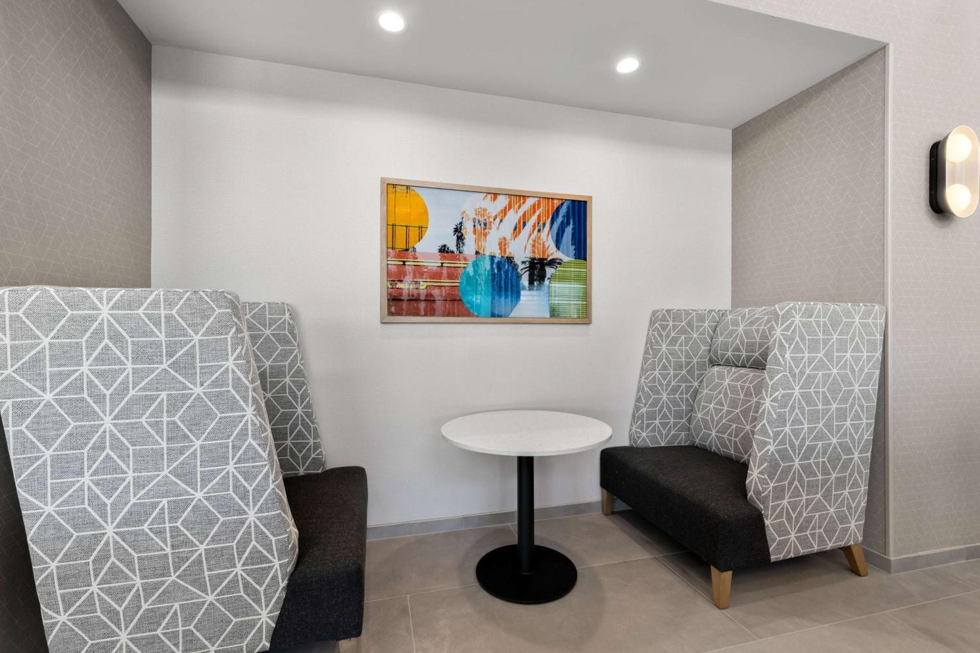 Hampton Inn & Suites Corona, Ca Εξωτερικό φωτογραφία