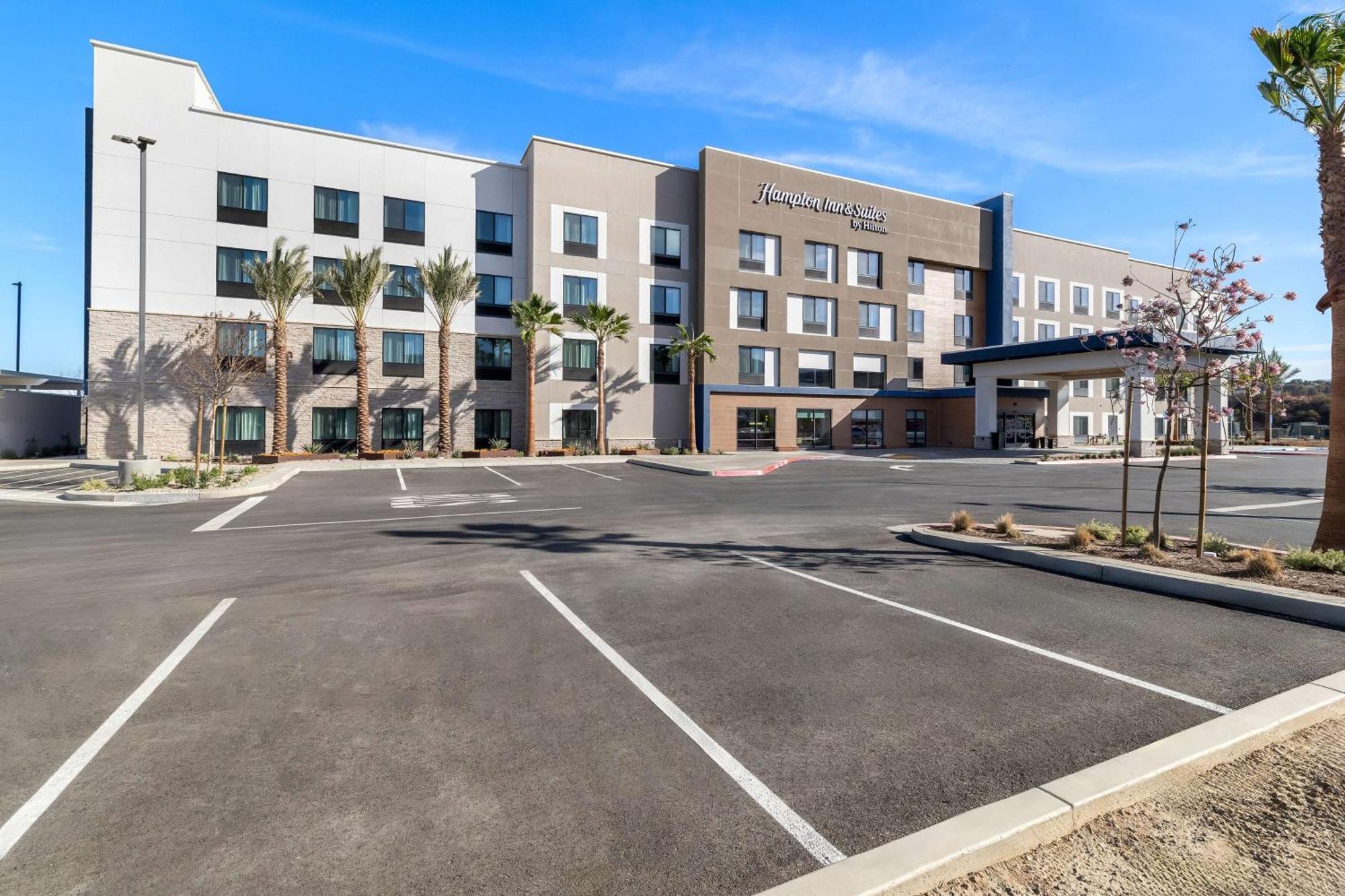 Hampton Inn & Suites Corona, Ca Εξωτερικό φωτογραφία