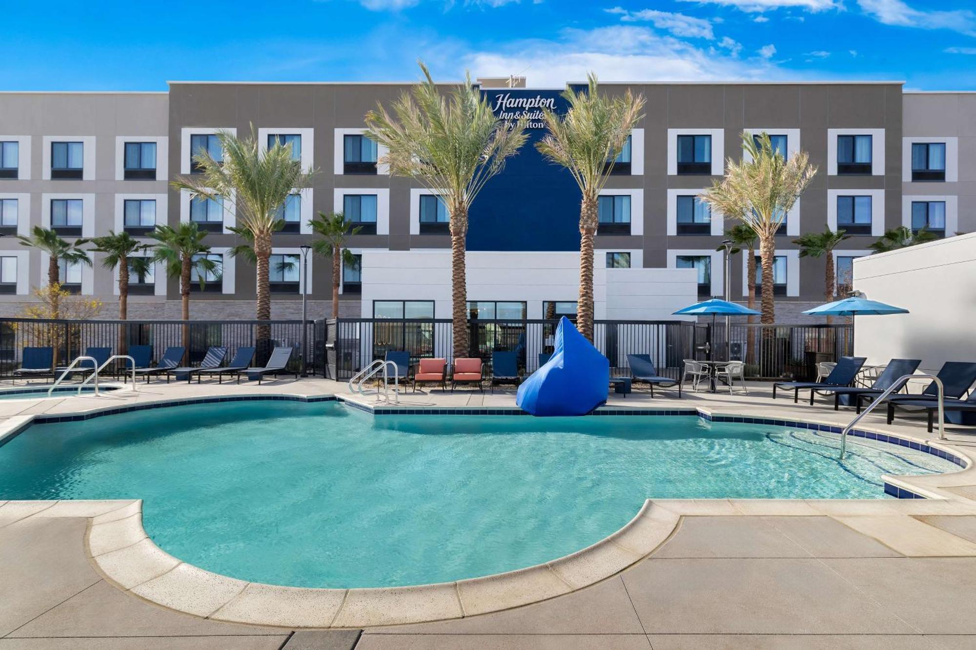 Hampton Inn & Suites Corona, Ca Εξωτερικό φωτογραφία
